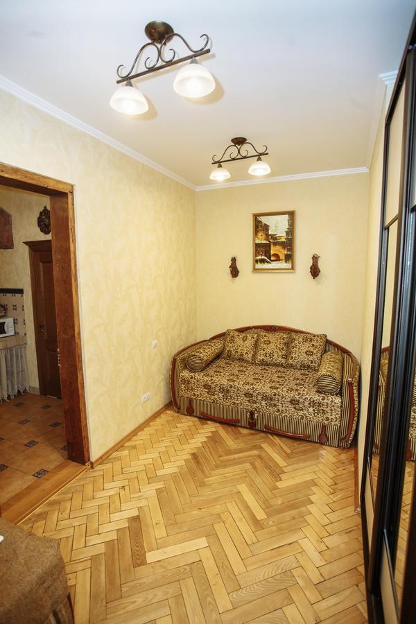 Halytska Lviv Exterior foto